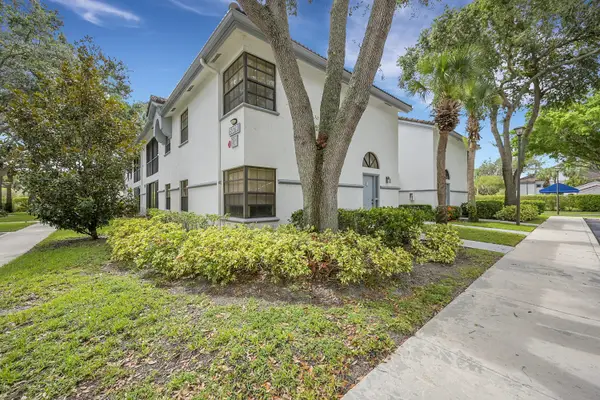 5379 Verona Drive #H, Boynton Beach, FL 33437
