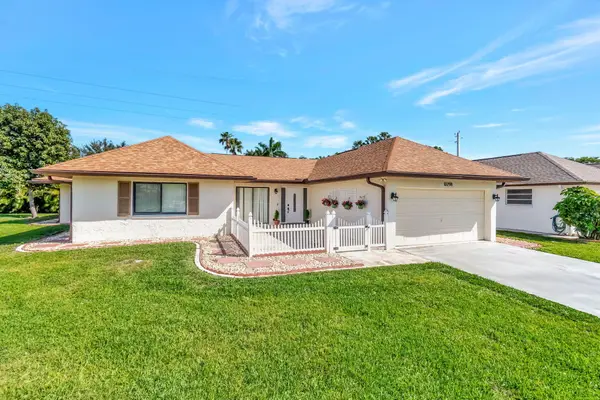10298 Greentrail Drive N, Boynton Beach, FL 33436