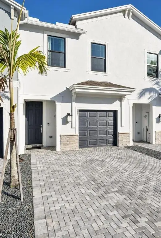 395 SW Sally Way, Stuart, FL 34997 - Image #1