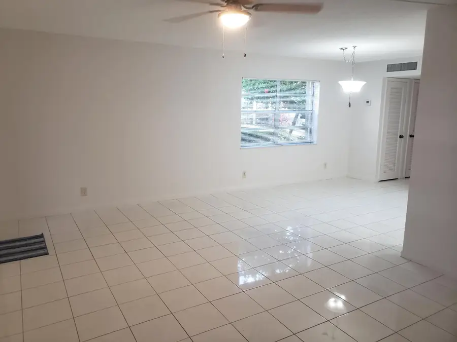 688 Burgundy O, Delray Beach, FL 33484 - Image #2
