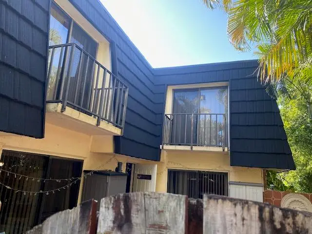 127 Woodland Road, Palm Springs, FL 33461 - Image #1