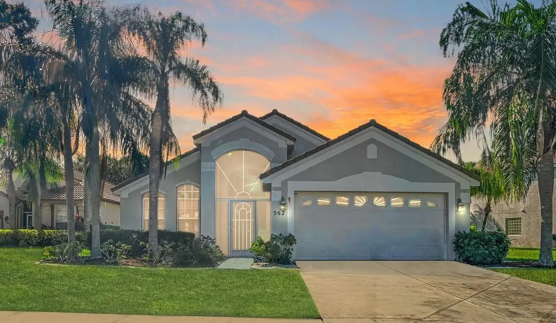 562 SW Saint Martins Cove, Port Saint Lucie, FL 34986 - Image #1