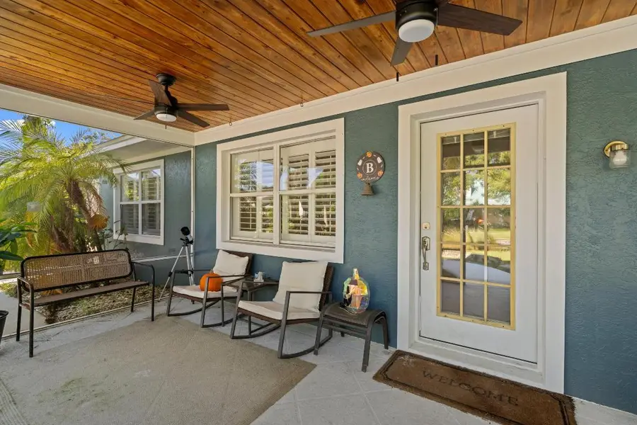 8646 SE Alabama Place, Hobe Sound, FL 33455 - Image #3