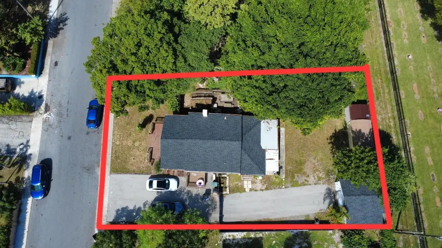 710 S Pine Street, Lake Worth Beach, FL 33460 - Image #2