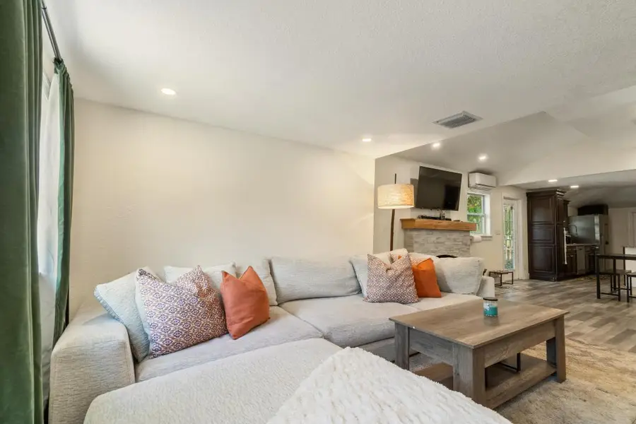 710 S Pine Street, Lake Worth Beach, FL 33460 - Image #3