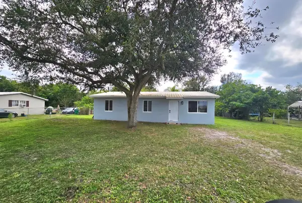 7860 NE 16th Street, Okeechobee, FL 34974