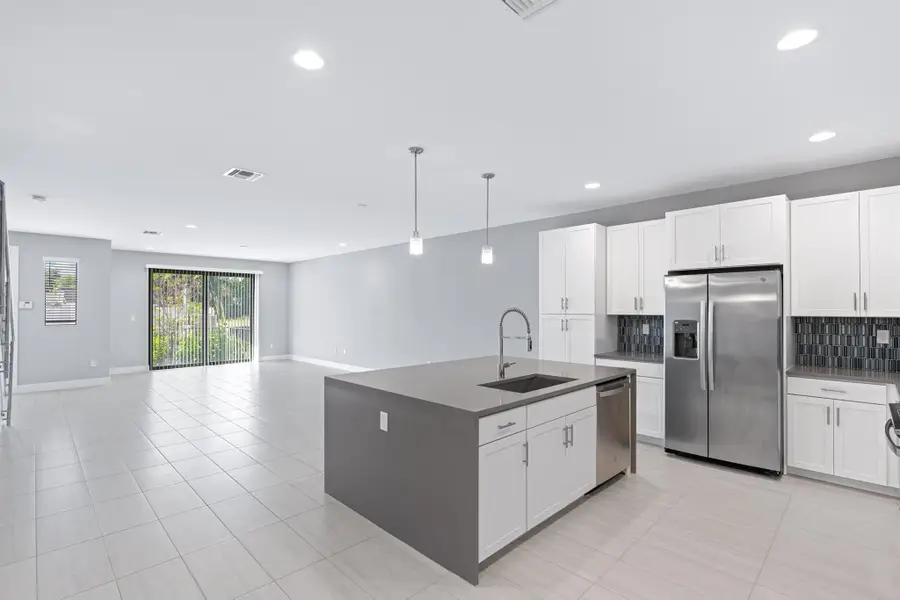 3748 Lambert Avenue, West Palm Beach, FL 33405 - Image #3