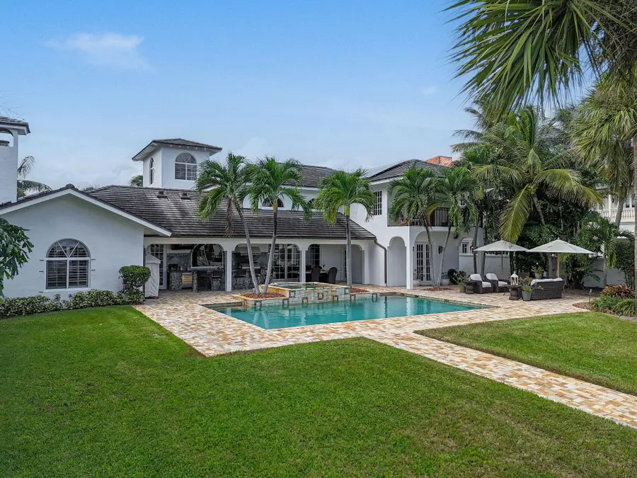 11932 S Edgewater Drive, Palm Beach Gardens, FL 33410 - Image #2