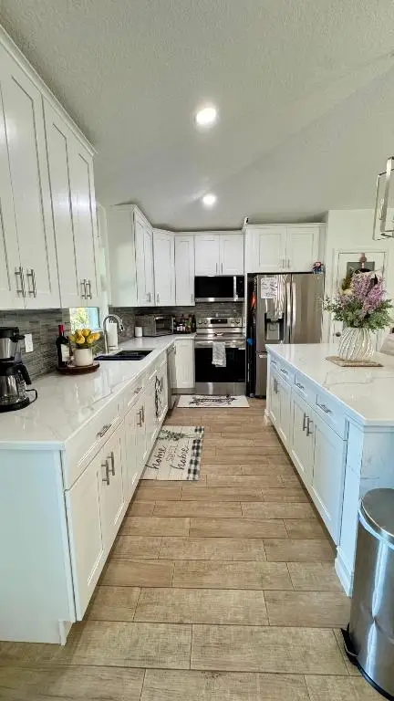 1801 SW Dalmatian Avenue, Port Saint Lucie, FL 34953 - Image #3