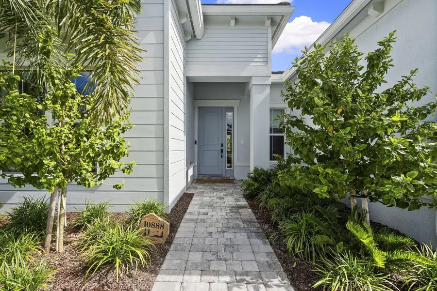 10888 Stellar Circle, Palm Beach Gardens, FL 33412 - Image #2