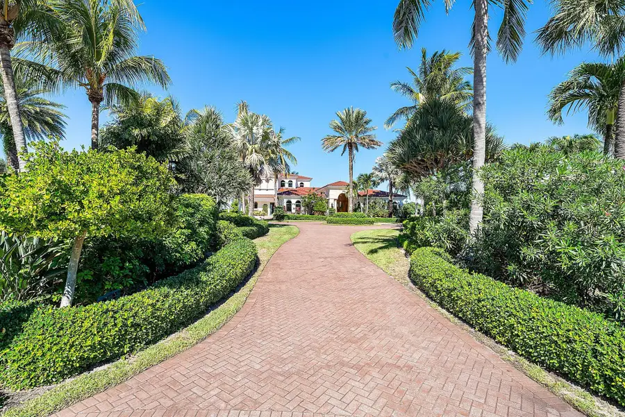 6381 SE Harbor Circle, Stuart, FL 34996 - Image #3