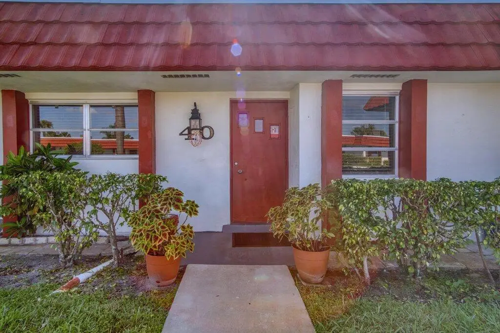 5800 Fernley Drive W #40, West Palm Beach, FL 33415 - Image #1