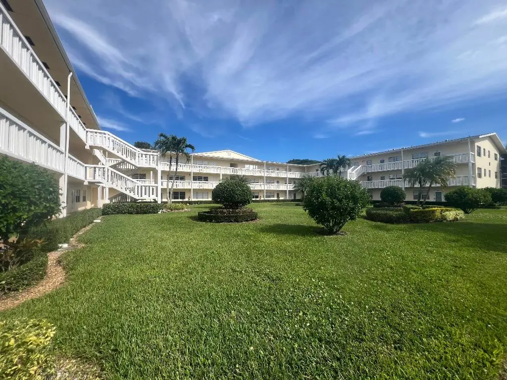 79 Dorset B, Boca Raton, FL 33434 - Image #1