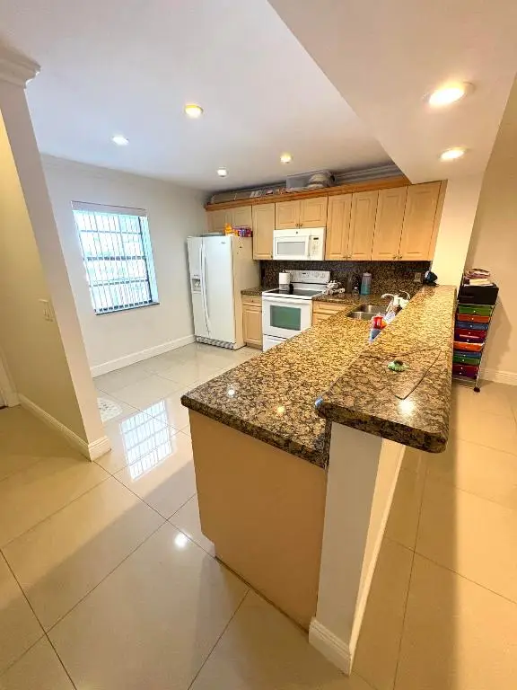 1400 NW 45th Street #B7, Deerfield Beach, FL 33064 - Image #1