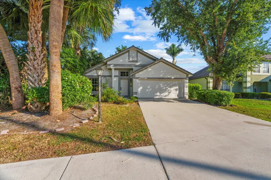 12709 White Coral Drive, Wellington, FL 33414 - Image #2