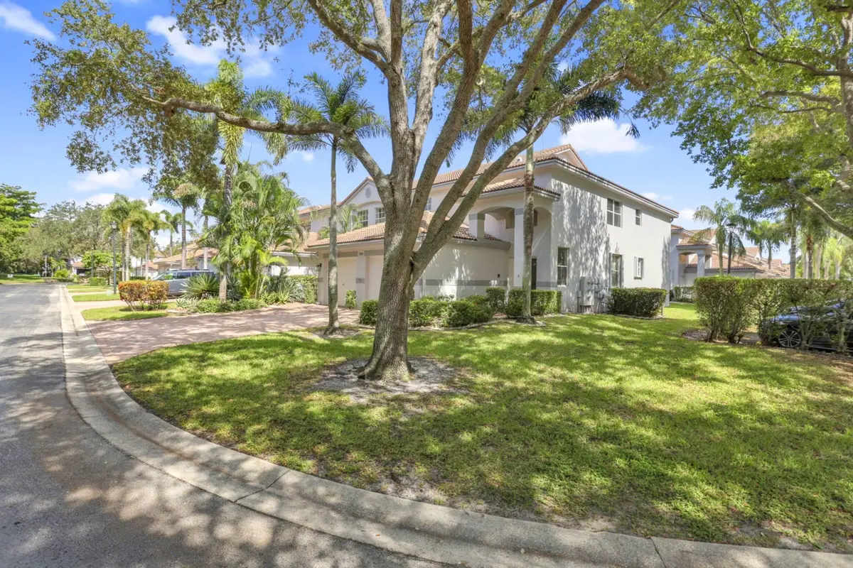 7911 Laina Lane #4, Boynton Beach, FL 33437 - Image #1
