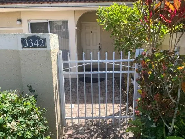 3342 Deer Creek Alba Way, Deerfield Beach, FL 33442 - Image #3