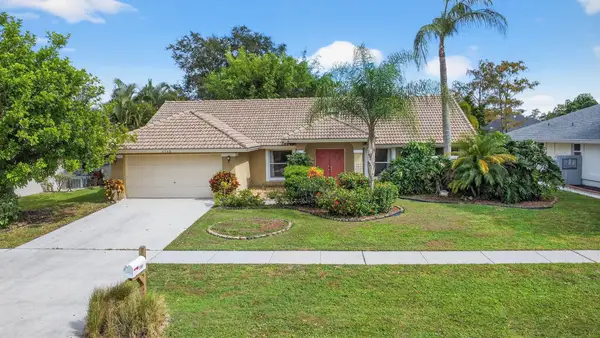 1762 Primrose Lane, Wellington, FL 33414