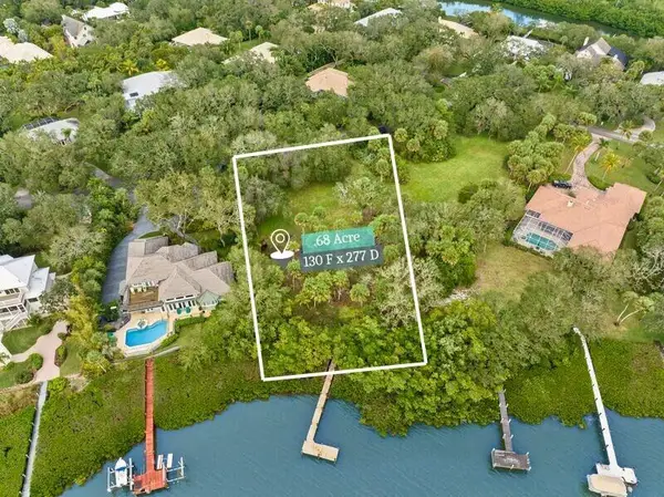 2545 Riverview Court, Vero Beach, FL 32963
