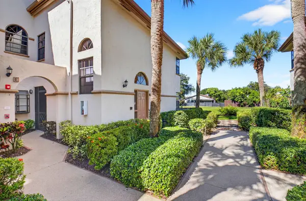 5203 Europa Drive #M, Boynton Beach, FL 33437