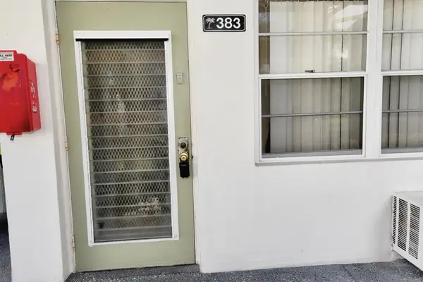 383 Markham R, Deerfield Beach, FL 33442