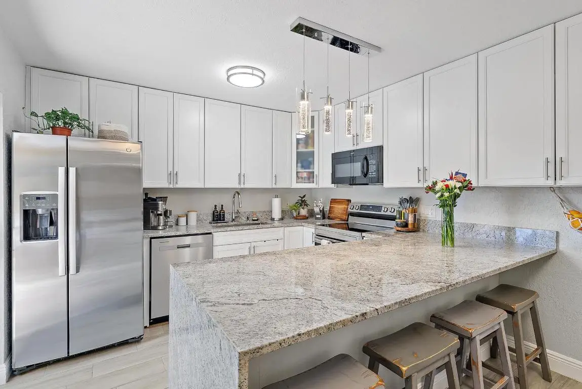 226 Lake Arbor Drive, Palm Springs, FL 33461 - Image #1