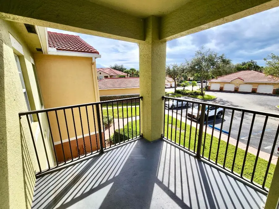 10366 Fox Trail Road S #1703, Royal Palm Beach, FL 33411 - Image #2