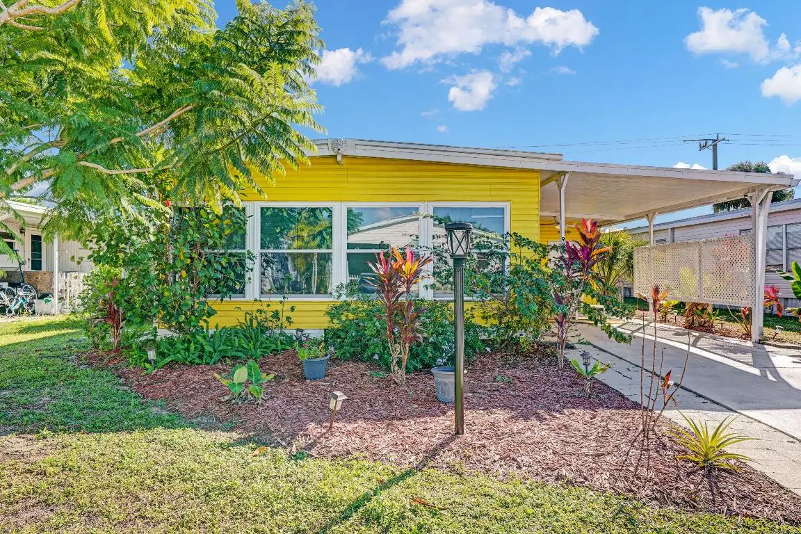 921 Laurel Circle, Barefoot Bay, FL 32976 - Image #1