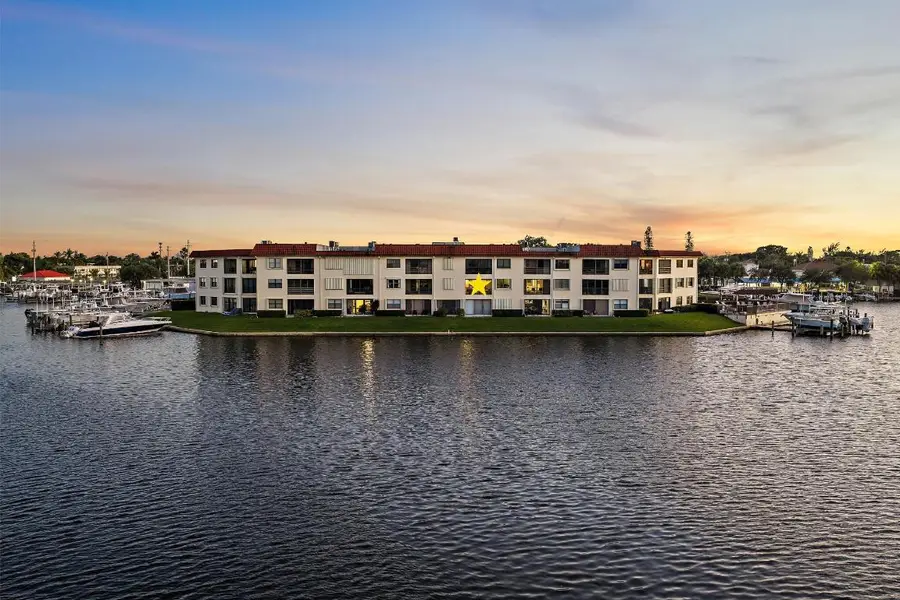 313 Lake Circle #212, North Palm Beach, FL 33408 - Image #2