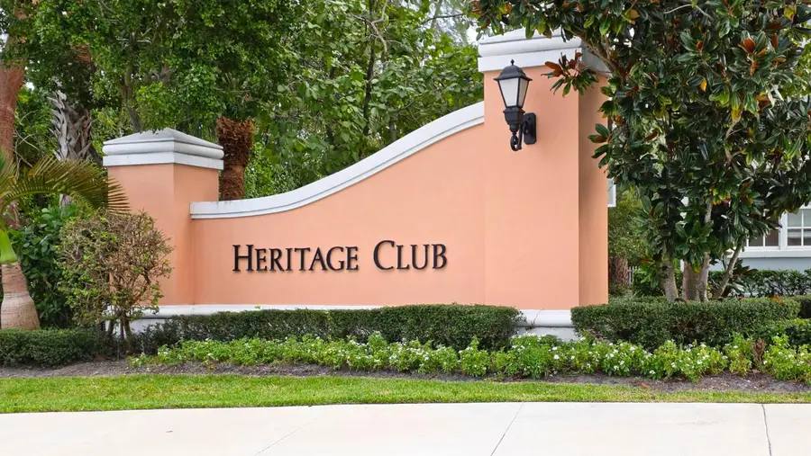 1030 W Heritage Club Circle, Delray Beach, FL 33483 - Image #2