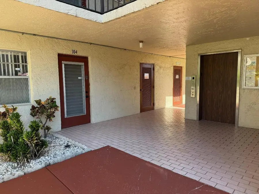 26 Abbey Lane #104, Delray Beach, FL 33446 - Image #3