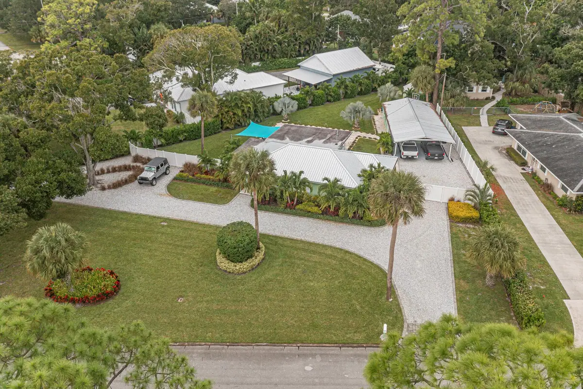 2201 Bonita Avenue, Vero Beach, FL 32960 - Image #1
