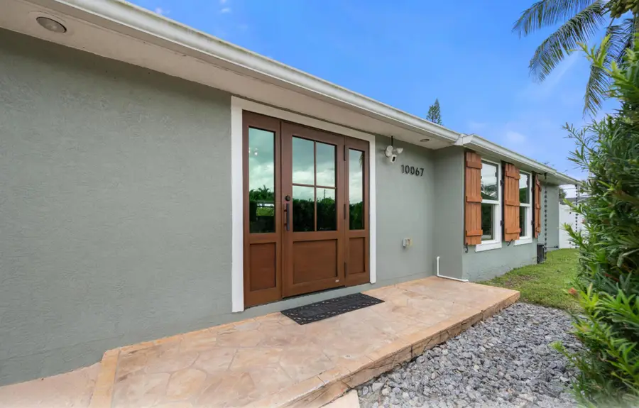 10067 Yeoman Lane, Royal Palm Beach, FL 33411 - Image #2