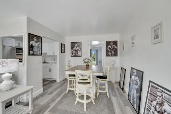 566 Mansfield N, Boca Raton, FL 33434