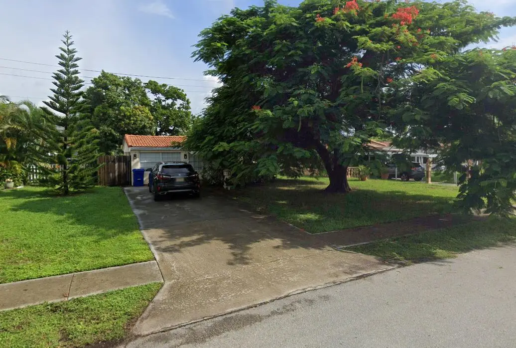 1435 NE 182nd Street, North Miami Beach, FL 33162 - Image #1