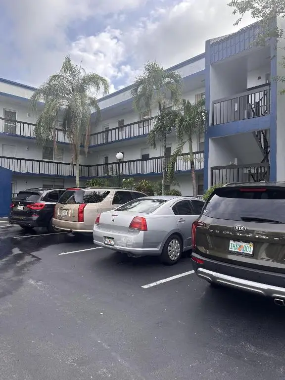 3090 Holiday Springs Boulevard #310, Margate, FL 33063 - Image #3