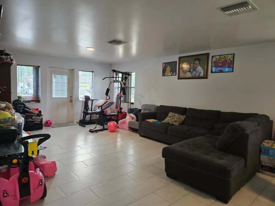 4614 Arlette Court, Lake Worth, FL 33461 - Image #2