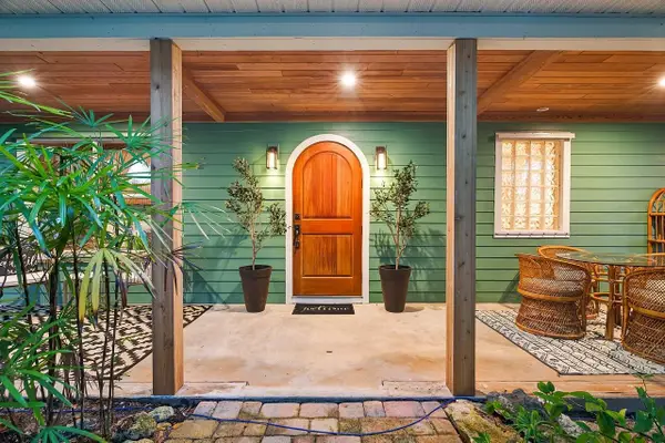 8325 100th Avenue, Vero Beach, FL 32967