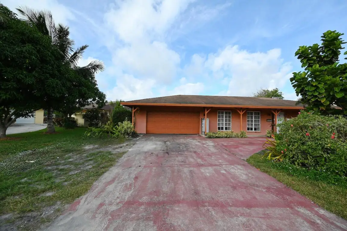 712 E Boulevard Chatelaine, Delray Beach, FL 33445 - Image #1