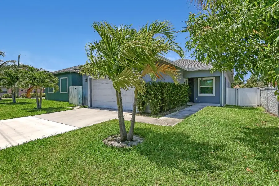 309 NE 11th Avenue, Boynton Beach, FL 33435 - Image #3