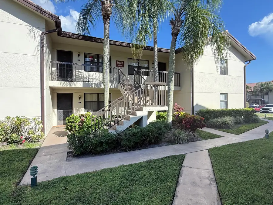 7690 Tahiti Lane #202, Lake Worth, FL 33467 - Image #2