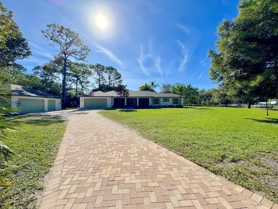 18936 129th Terrace N, Jupiter, FL 33478 - Image #2