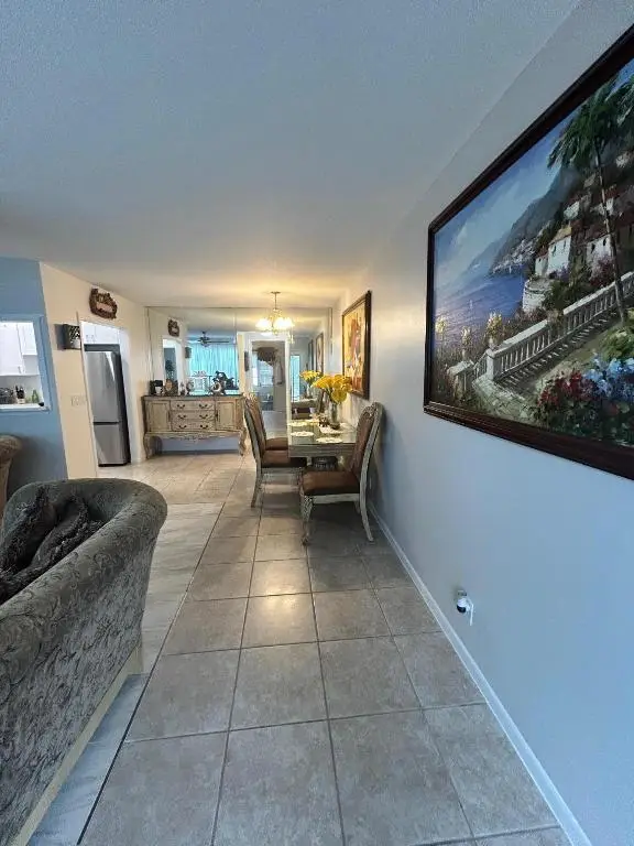 347 Norwich O, West Palm Beach, FL 33417 - Image #2