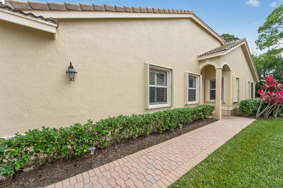 8137 Carnoustie Place, Port Saint Lucie, FL 34986 - Image #3