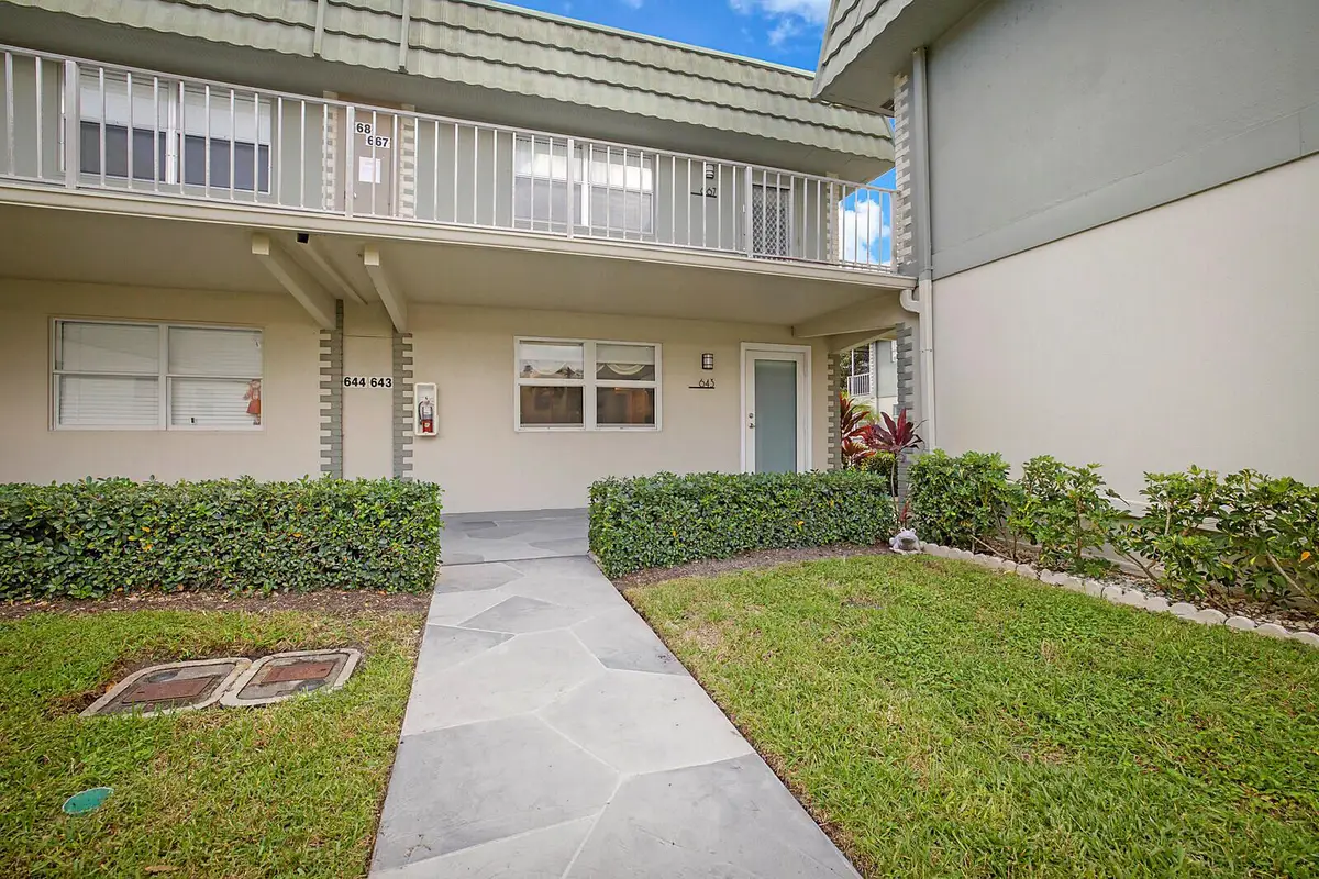 643 Flanders N, Delray Beach, FL 33484 - Image #1