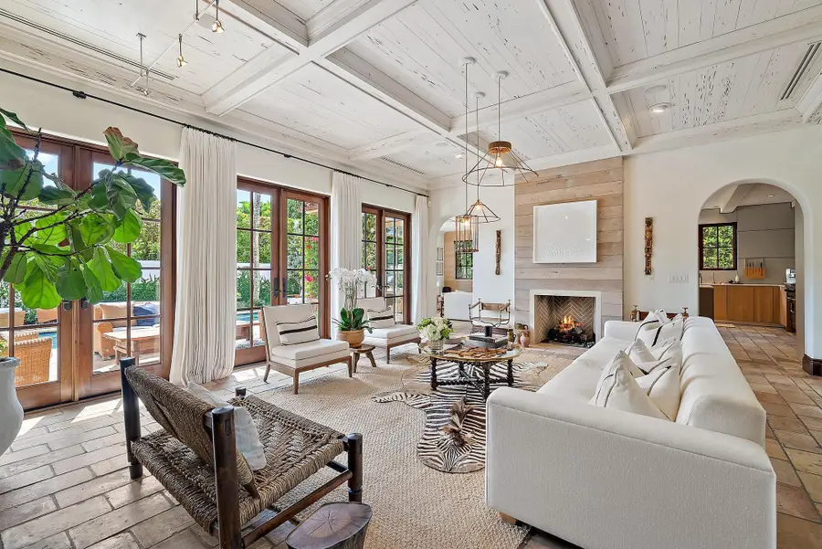 234 Ridgeview Drive, Palm Beach, FL 33480 - Image #2