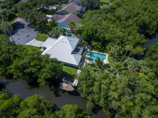 207 Jupiter Woods Drive, Jupiter, FL 33458