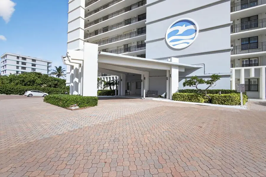 840 Ocean Drive #1004, Juno Beach, FL 33408 - Image #2