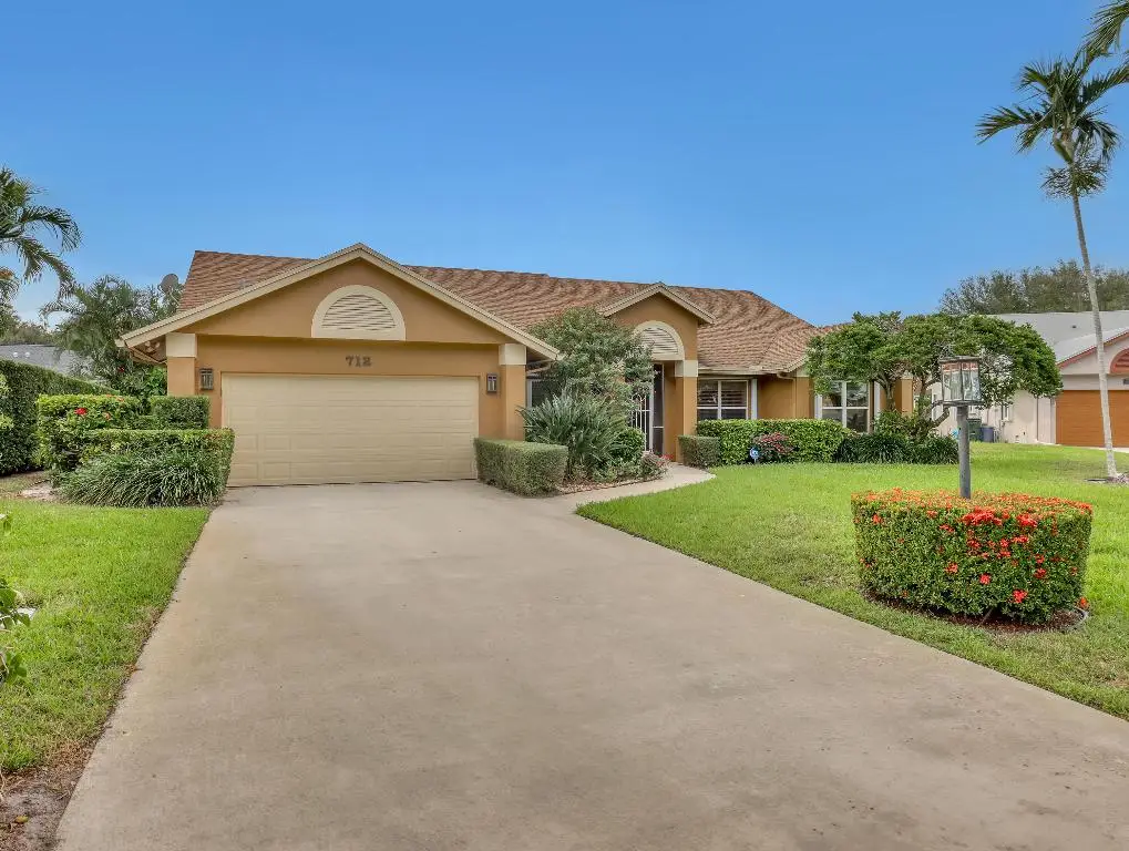 712 Golf Court, Delray Beach, FL 33445 - Image #1