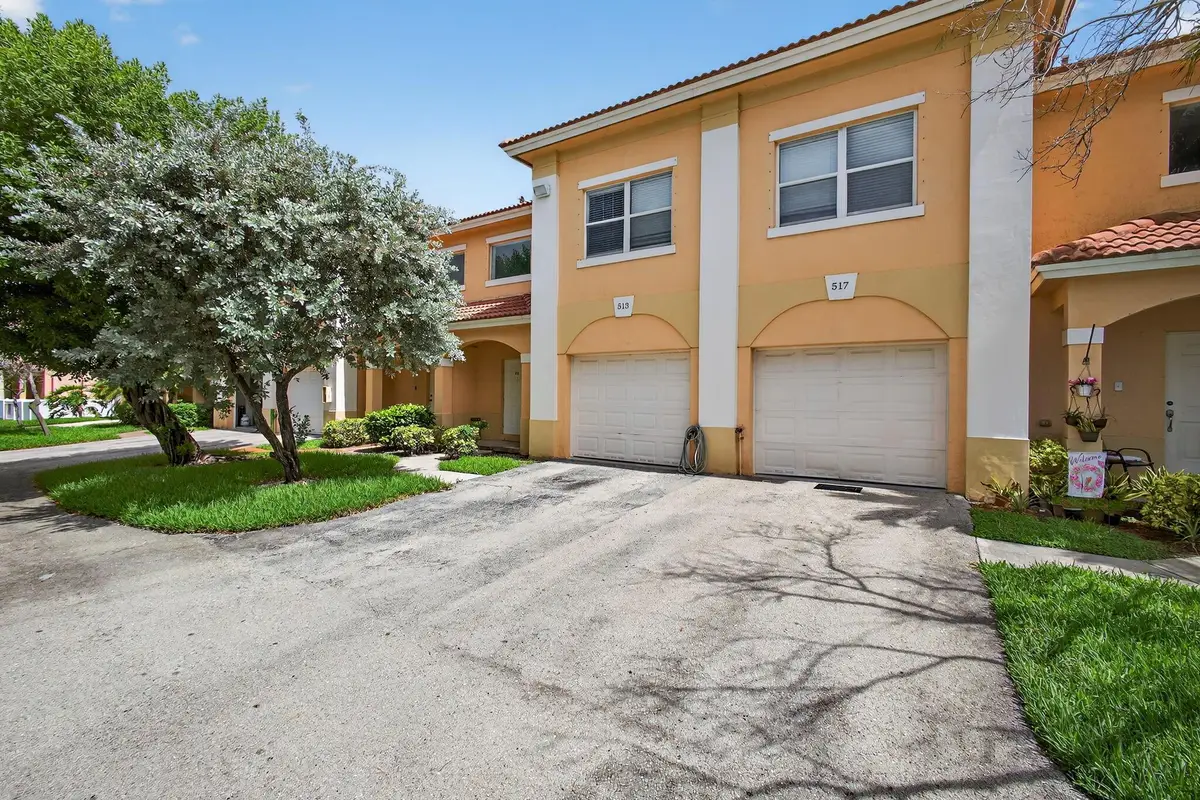 513 Talia Circle, Palm Springs, FL 33461 - Image #1